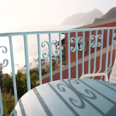 Madalenas Bed & Breakfast Pelekas